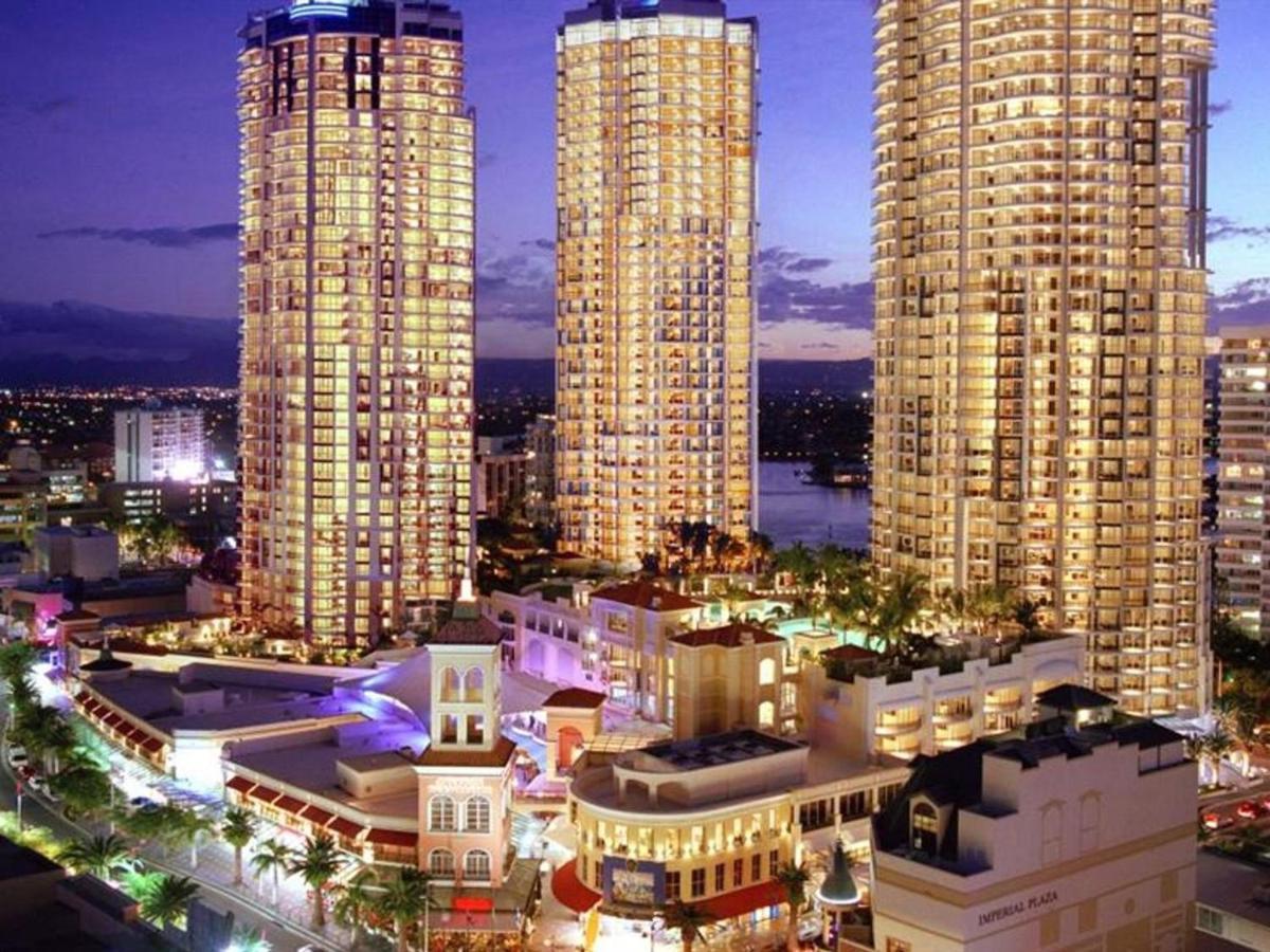 Apartment Modern 2br In Chevron Renaissance - Coasthm Gold Coast